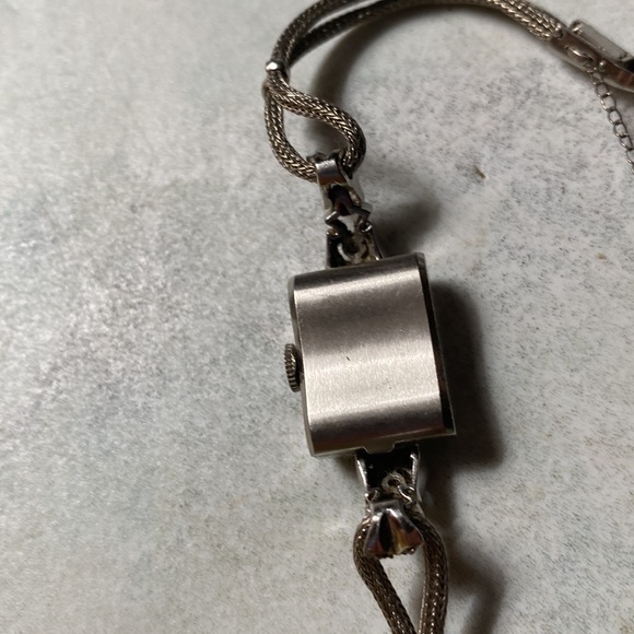 Doxa Beautiful design vintage style watch white gold14 k with diamond base - Picture 3 of 3